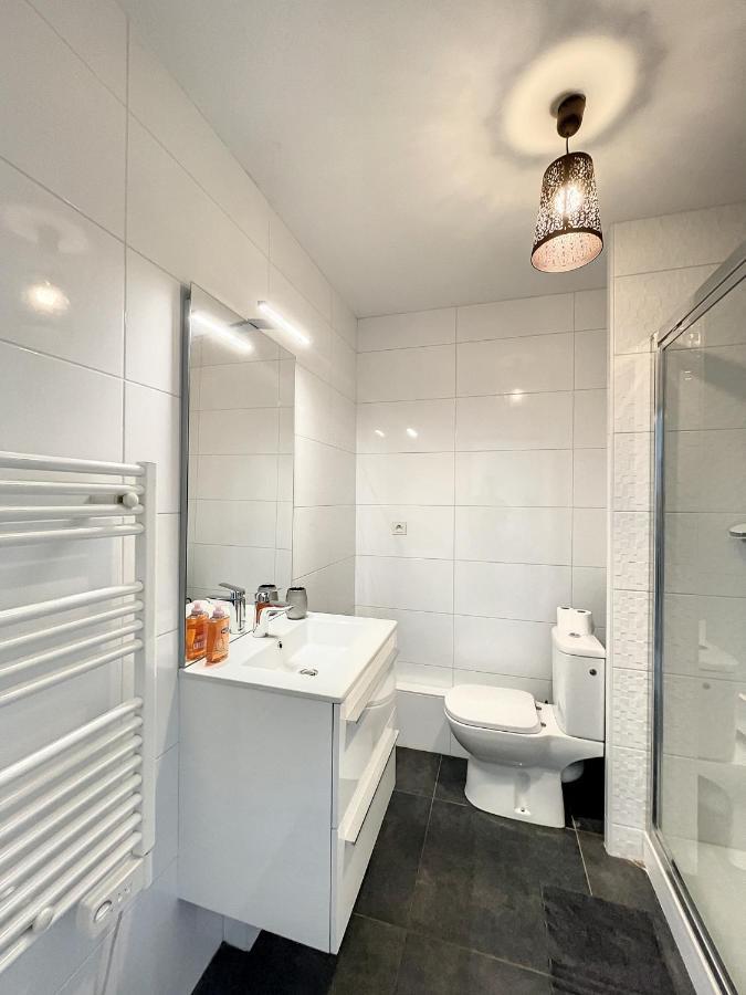 City & Cosy, Lyon Charcot- Wifi - Lave Linge - Balcon - Parking Eksteriør billede