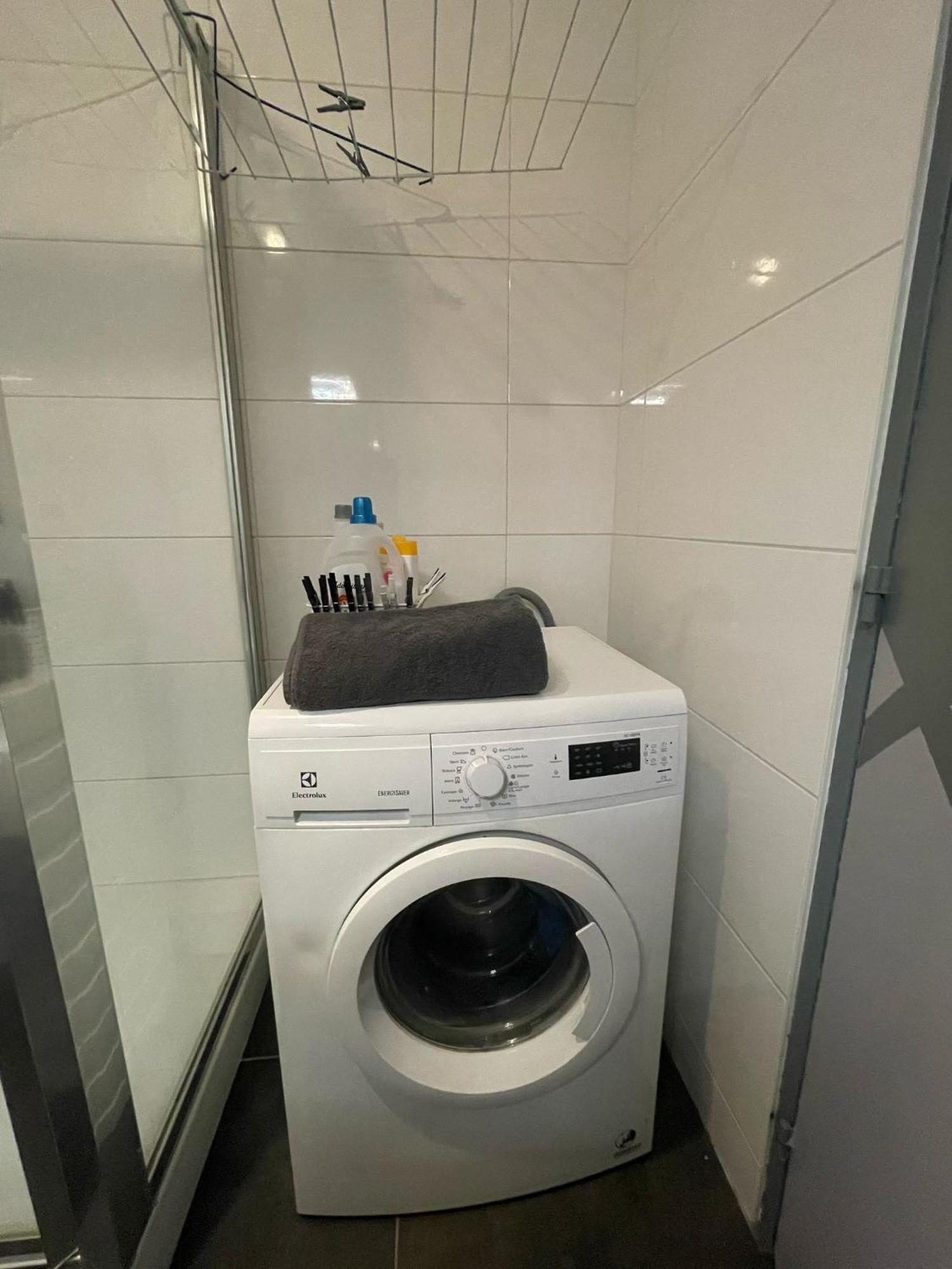City & Cosy, Lyon Charcot- Wifi - Lave Linge - Balcon - Parking Eksteriør billede
